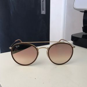 Rose gold ray bans